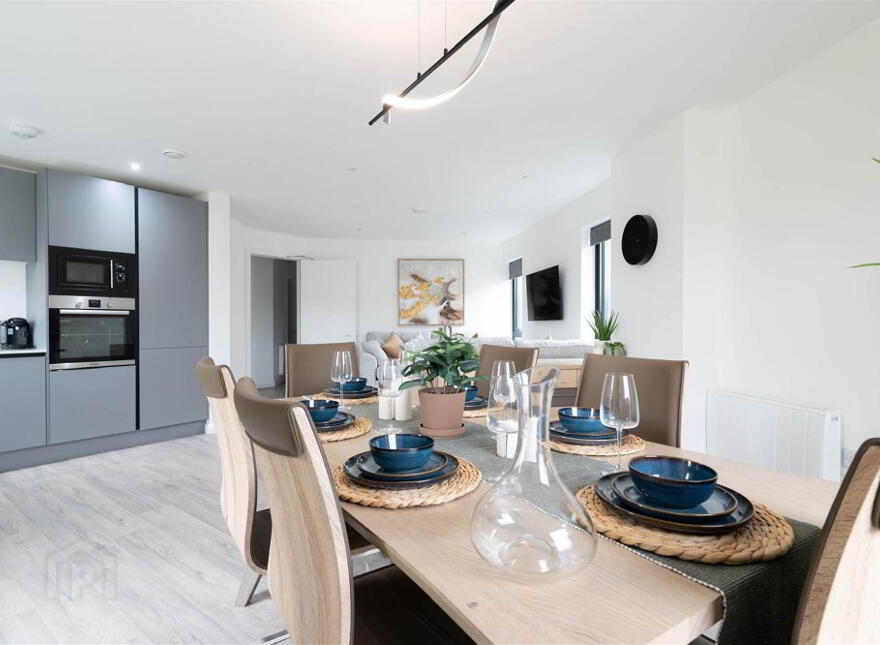222 Coyles Place, Belfast, BT7 1FD