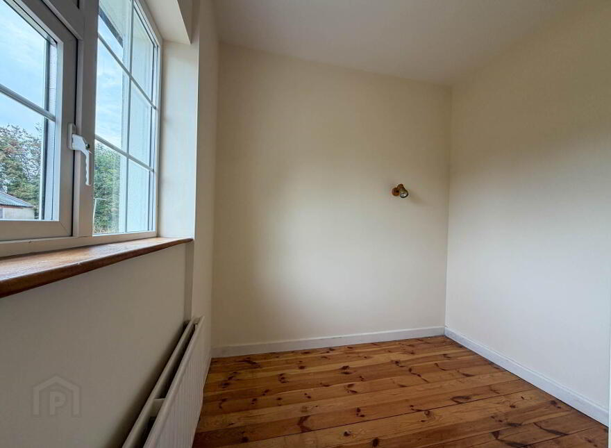 Smiths Road, Charleville, P56HR82
