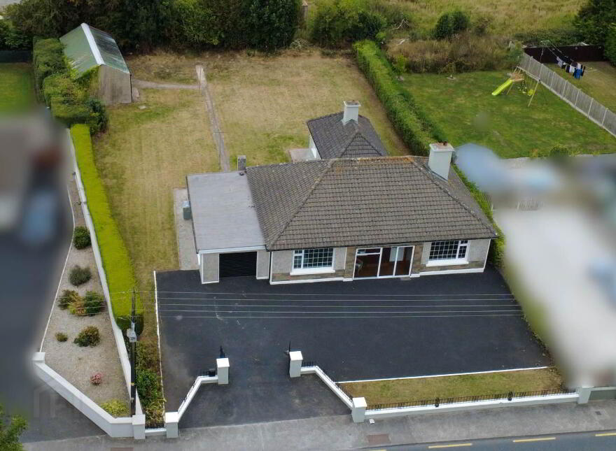 Smiths Road, Charleville, P56HR82