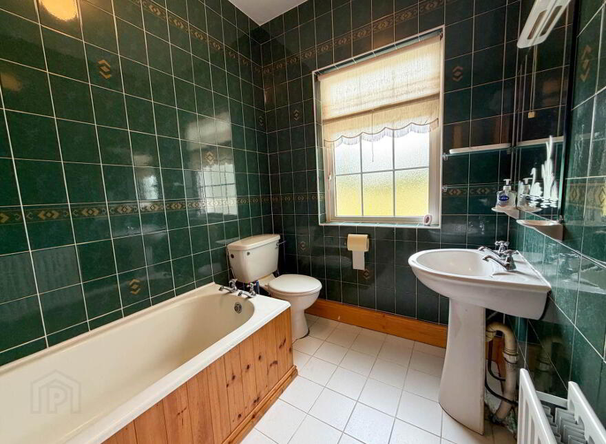 Smiths Road, Charleville, P56HR82