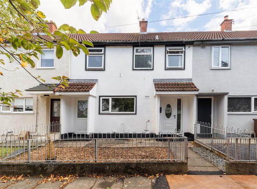 142 Benmore Drive, Belfast, BT10 0EJ