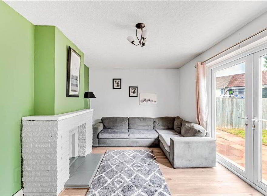 142 Benmore Drive, Belfast, BT10 0EJ