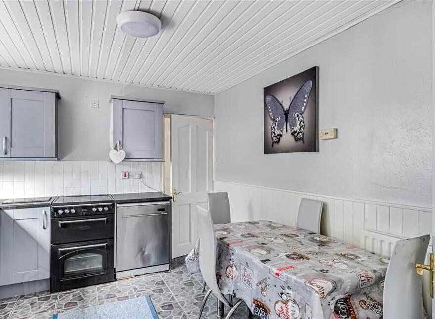 142 Benmore Drive, Belfast, BT10 0EJ