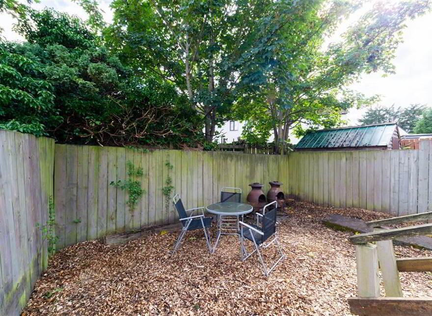 142 Benmore Drive, Belfast, BT10 0EJ