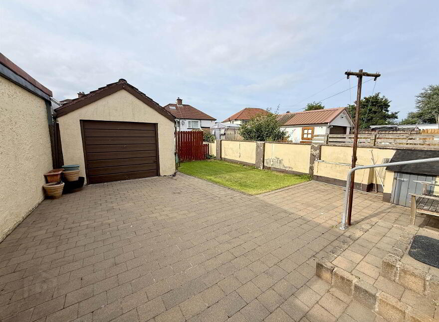 18 Glensharragh Avenue, Belfast, BT6 9PD