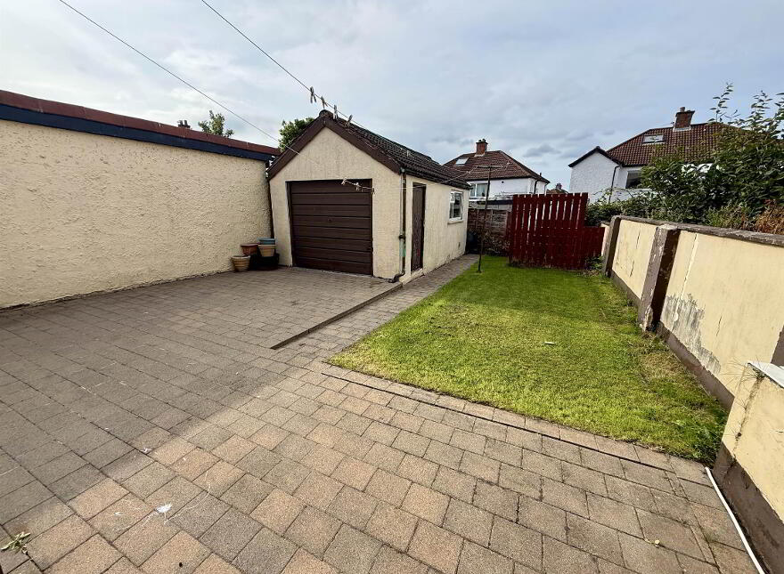 18 Glensharragh Avenue, Belfast, BT6 9PD