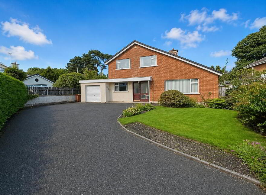 22 Sunnycrest Gardens, Omagh, BT79 7BH