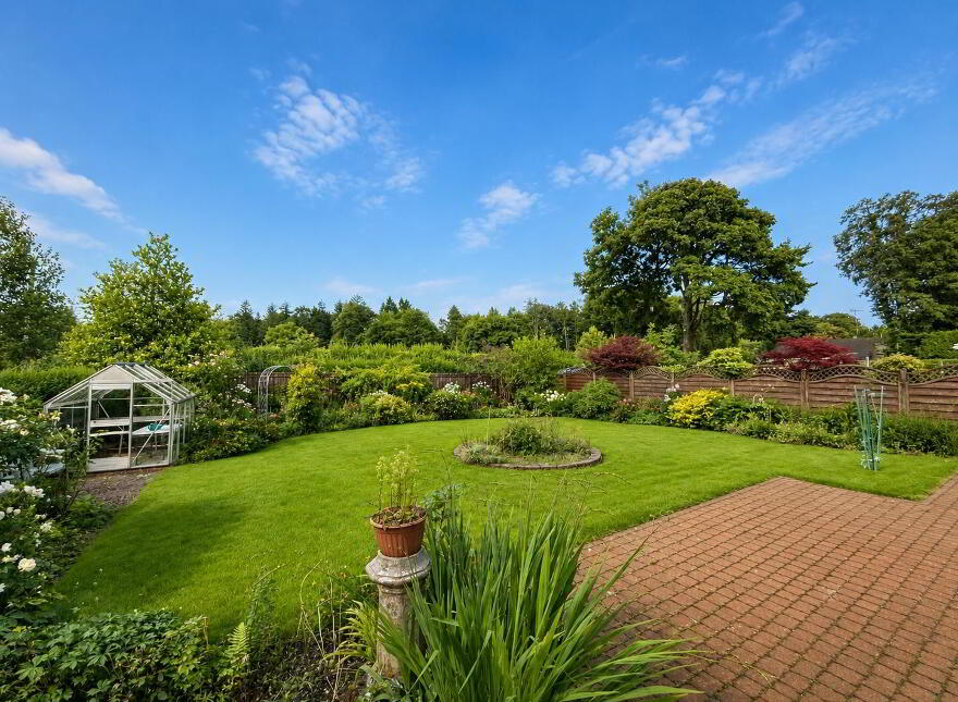 22 Sunnycrest Gardens, Omagh, BT79 7BH