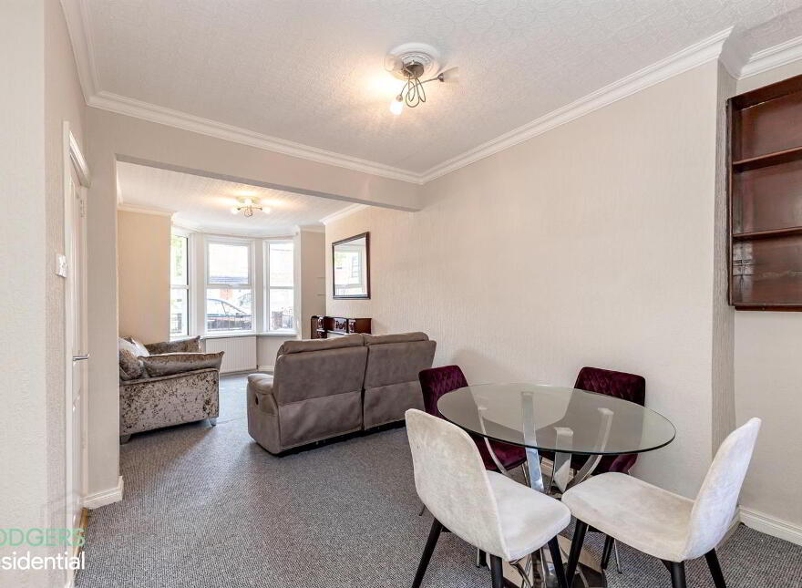 19 Willowfield Drive, Belfast, BT6 8HN
