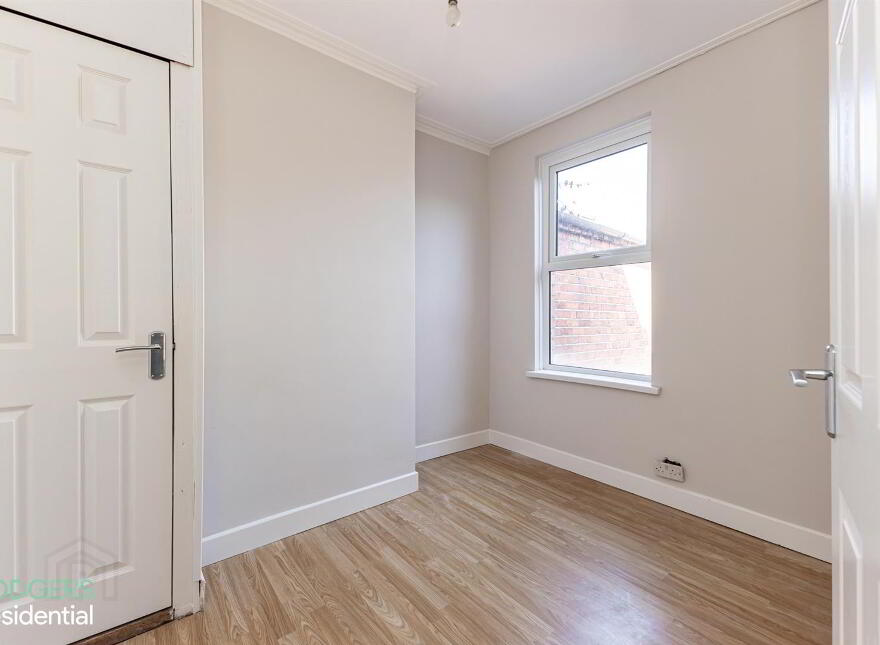19 Willowfield Drive, Belfast, BT6 8HN