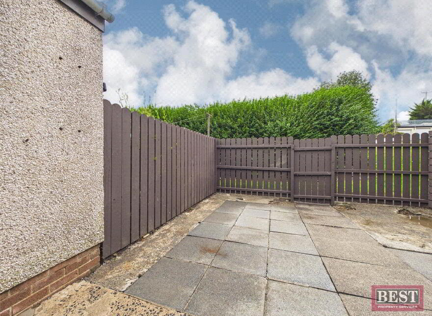 69 Carlingford Park, Newry, BT34 2RJ