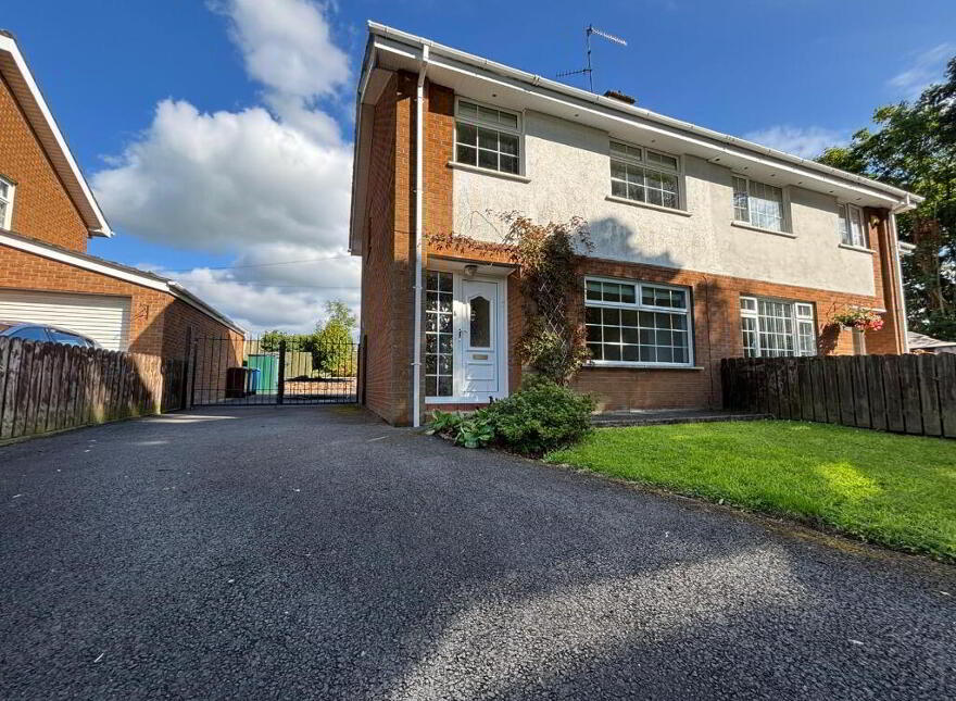 13 Old Moira Road, Upper Ballinderry, BT28 2JW