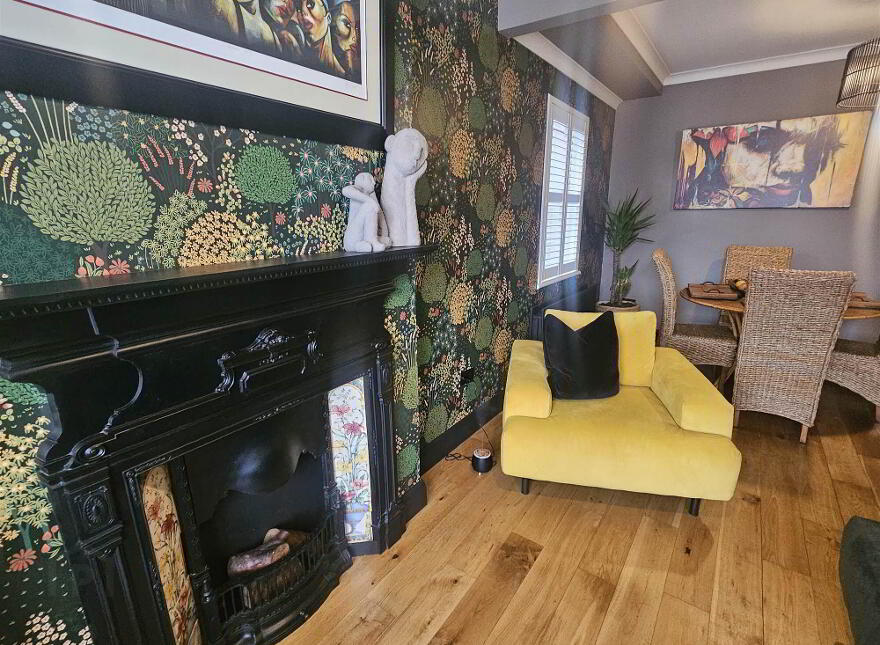 10 Railway View, Lisburn, BT27 4QB