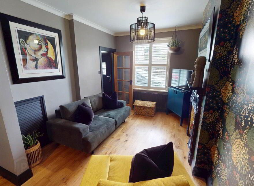 10 Railway View, Lisburn, BT27 4QB