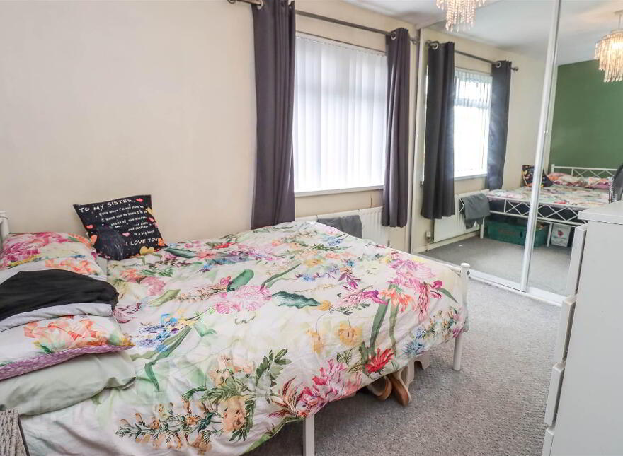 1 Southland Dale, Braniel, Belfast, BT5 7LD