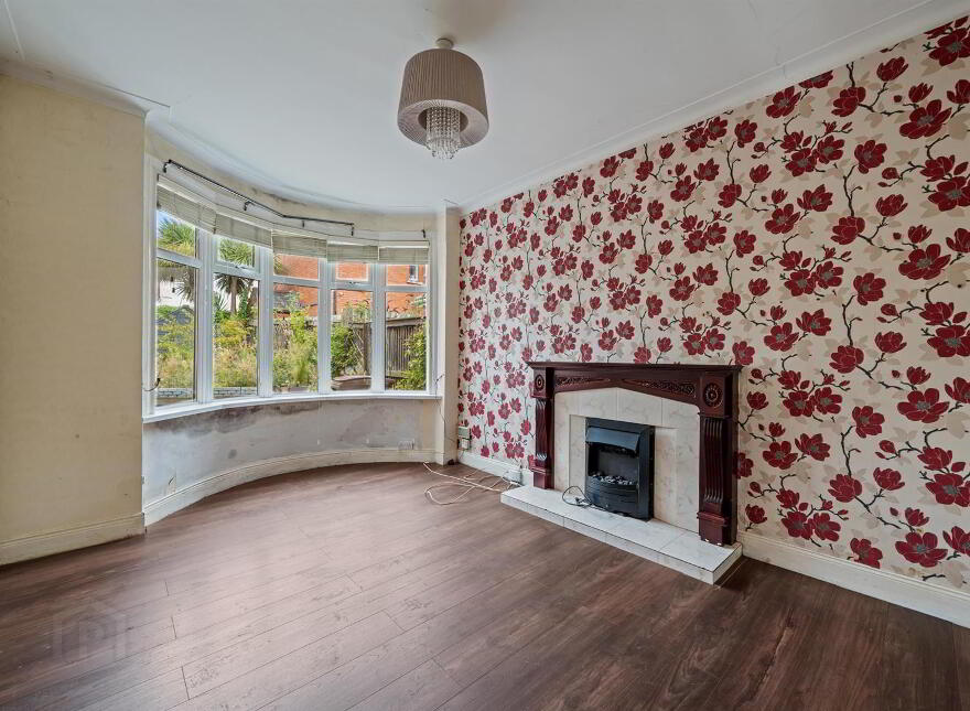 162 Upper Newtownards Road, Belfast, BT4 3EQ