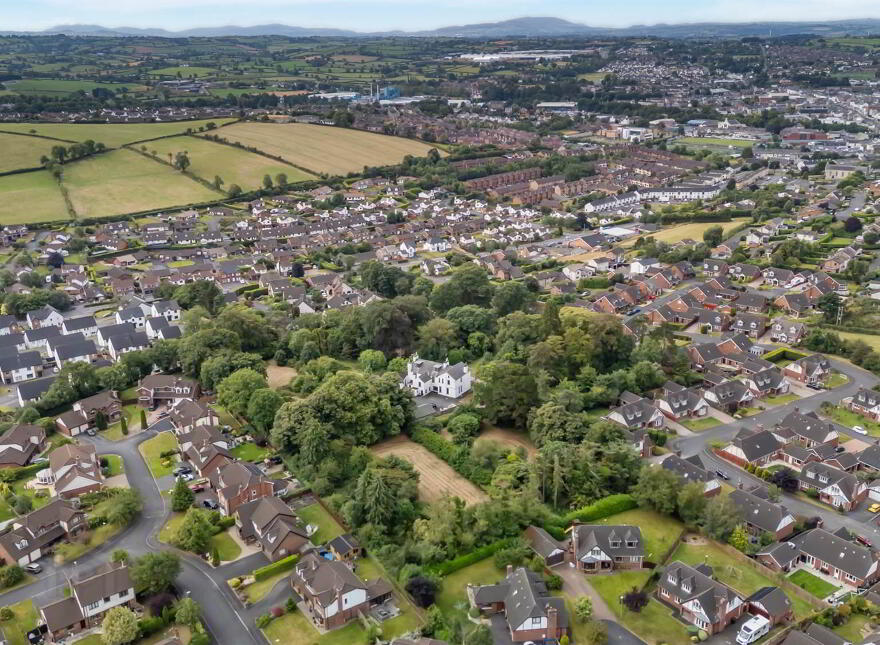 Ballyvally House, 27 Dromore Road, Banbridge, BT32 4EE