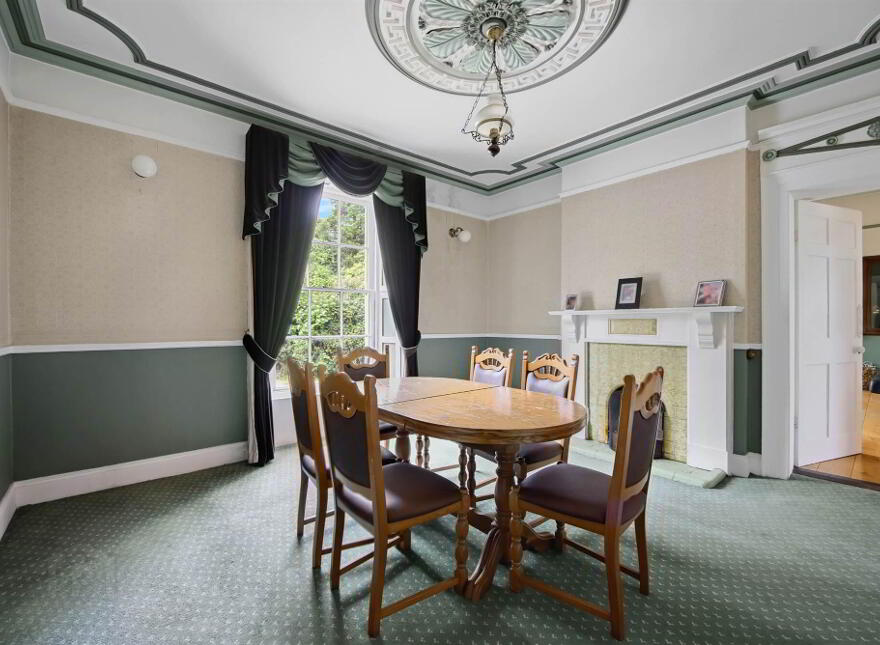 Ballyvally House, 27 Dromore Road, Banbridge, BT32 4EE
