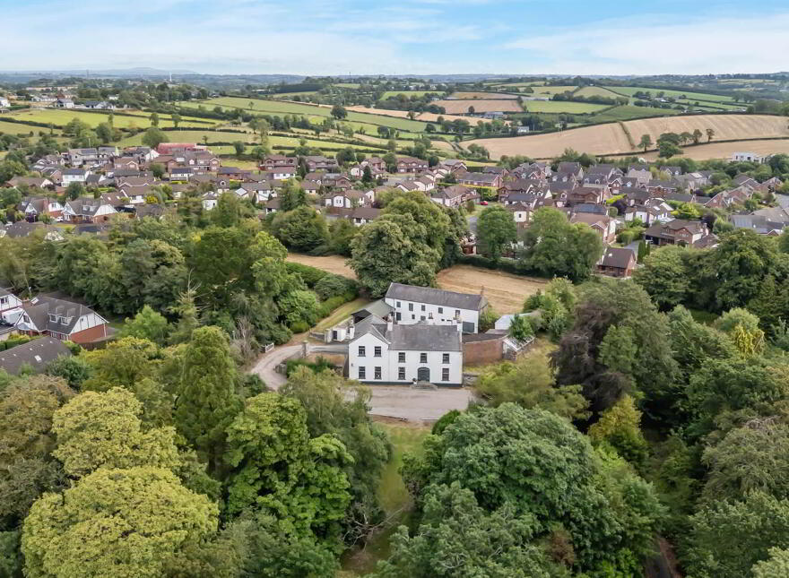 Ballyvally House, 27 Dromore Road, Banbridge, BT32 4EE