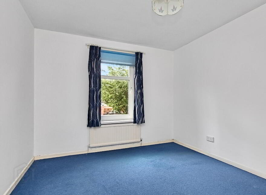 14 Abingdon Drive, Belfast, BT12 5PX