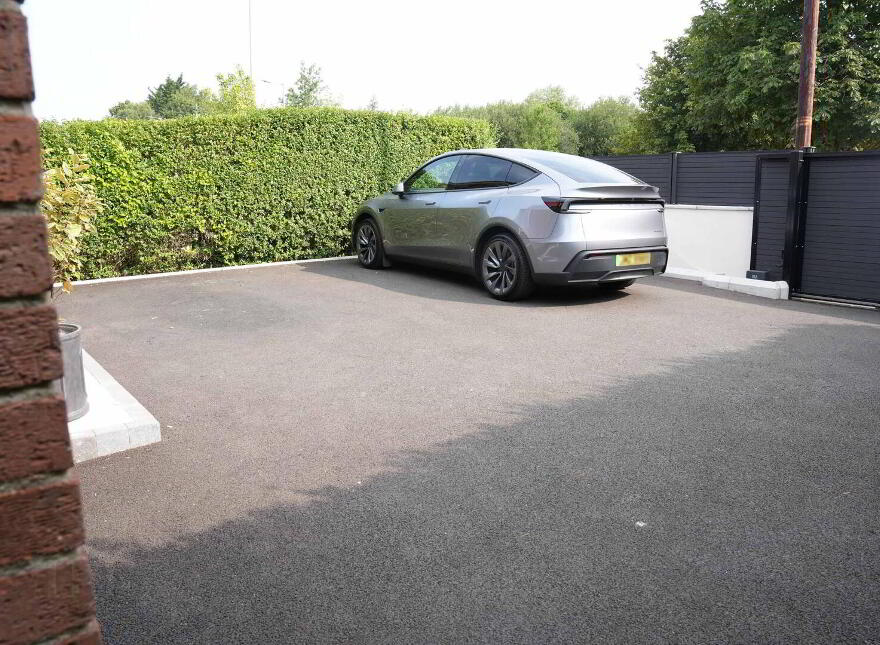40 Jordanstown Road, Jordanstown, Newtownabbey, BT37 0QF