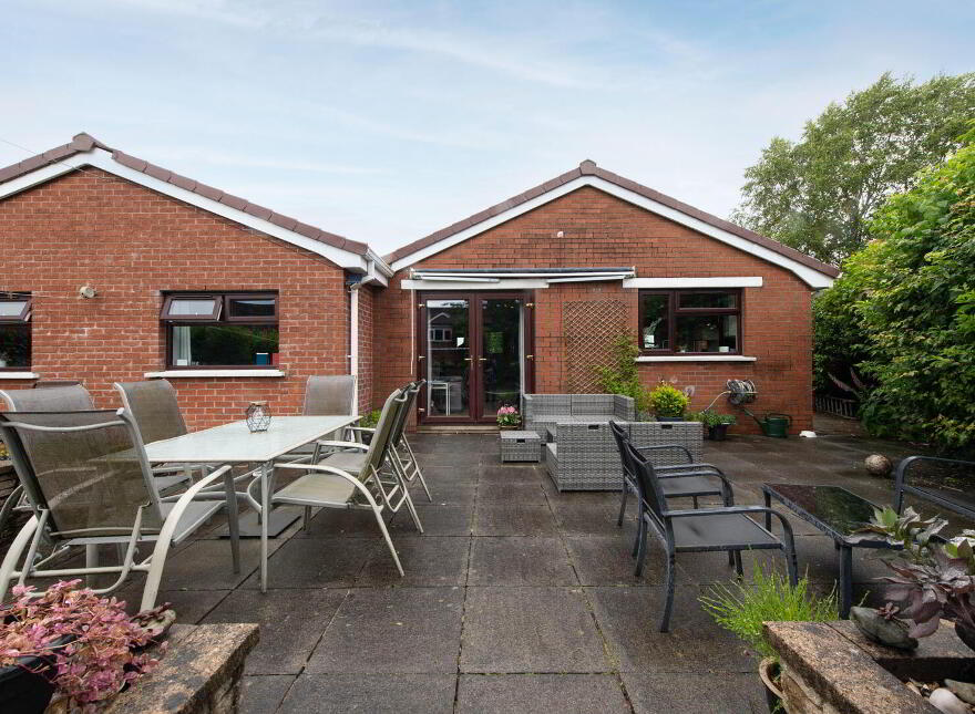 28 Carnvue Road, Newtownabbey, BT36 6RG
