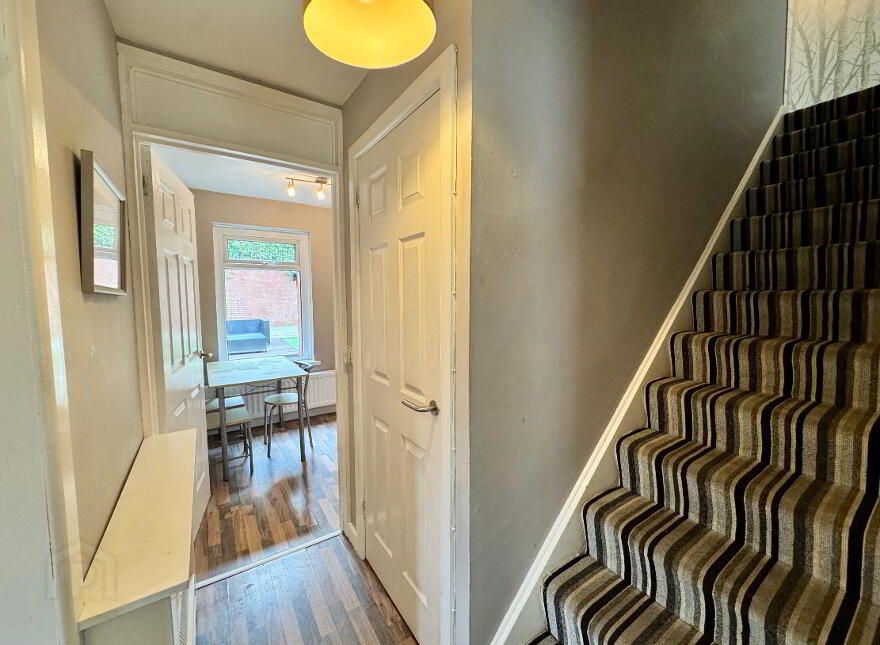 7 Iverna Close, Belfast, BT12 5QQ
