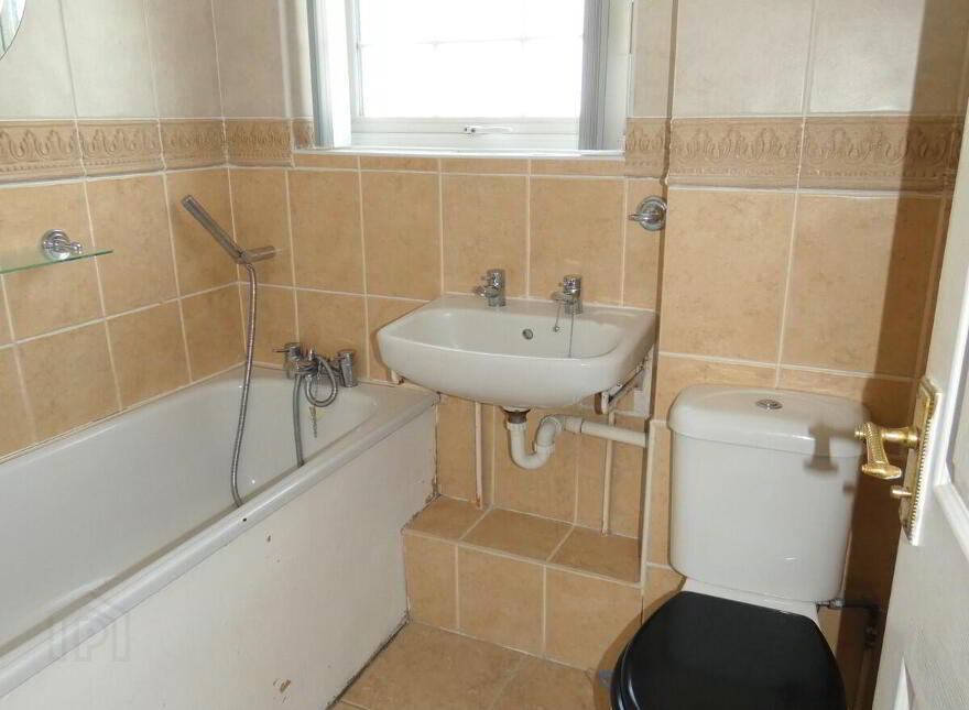 3 Hamilton Park, Ballymoney, BT53 6HQ