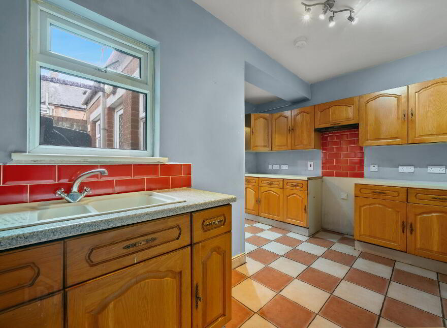35 Ebor Parade, Tates Avenue, Belfast, BT12 6NS