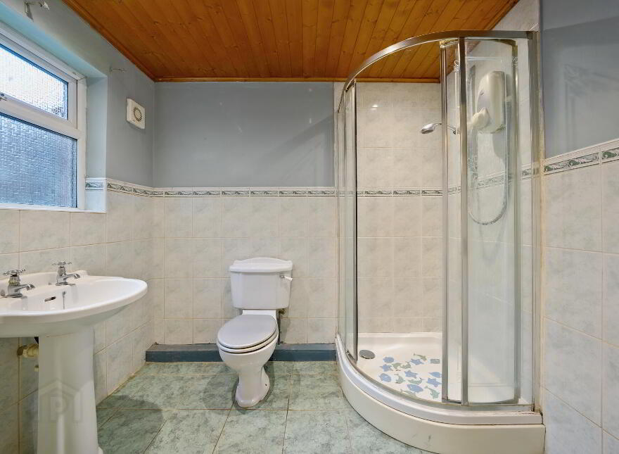 35 Ebor Parade, Tates Avenue, Belfast, BT12 6NS