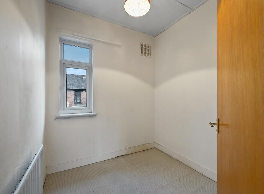 35 Ebor Parade, Tates Avenue, Belfast, BT12 6NS
