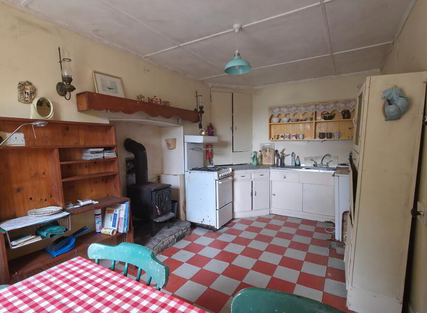 Cappaghavuckee, Waterfall, Castletown Berehaven, P75HF67