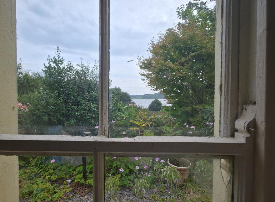 Cappaghavuckee, Waterfall, Castletown Berehaven, P75HF67