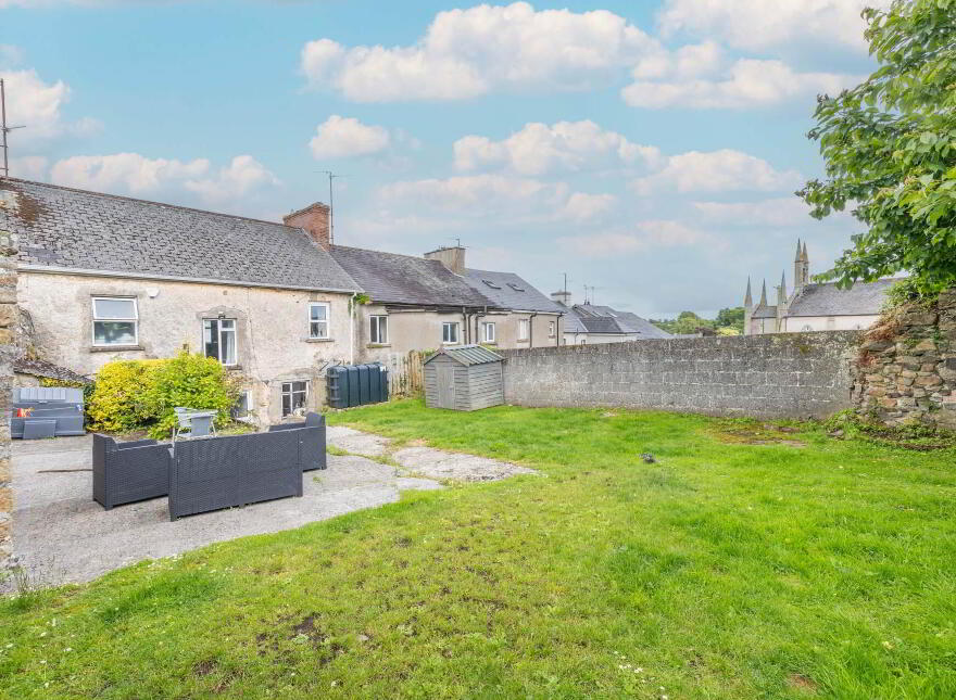 Main Street, Killeshandra, H12E302