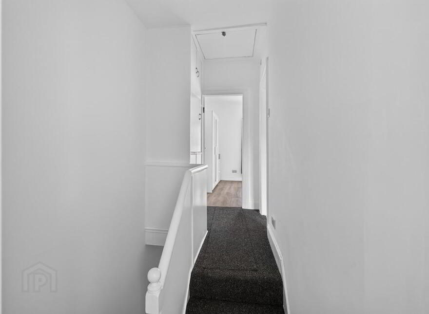 17 London Road, Belfast, BT6 8EY