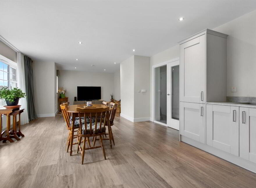1 Belmont Hall Park, Antrim, BT41 1FD