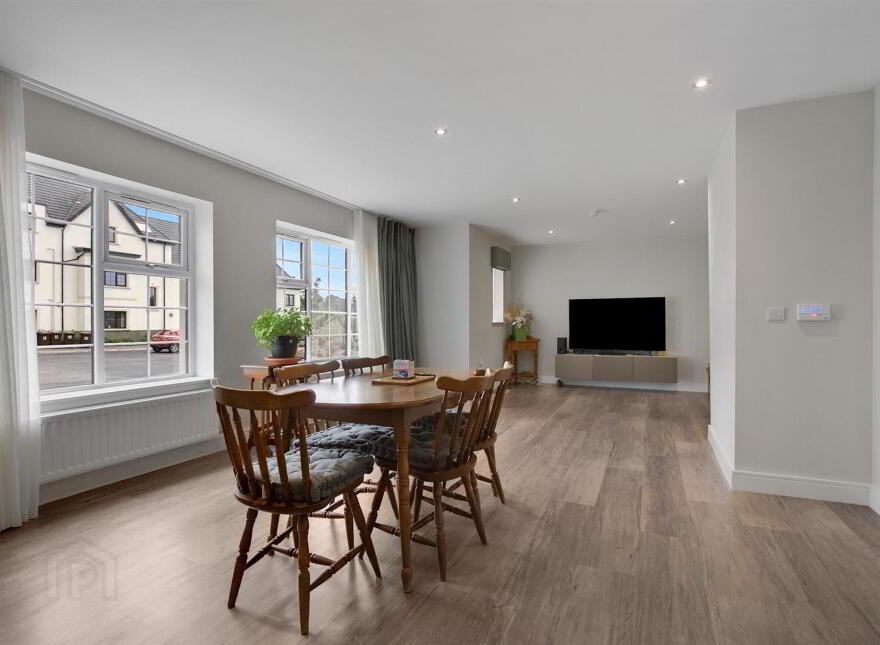 1 Belmont Hall Park, Antrim, BT41 1FD