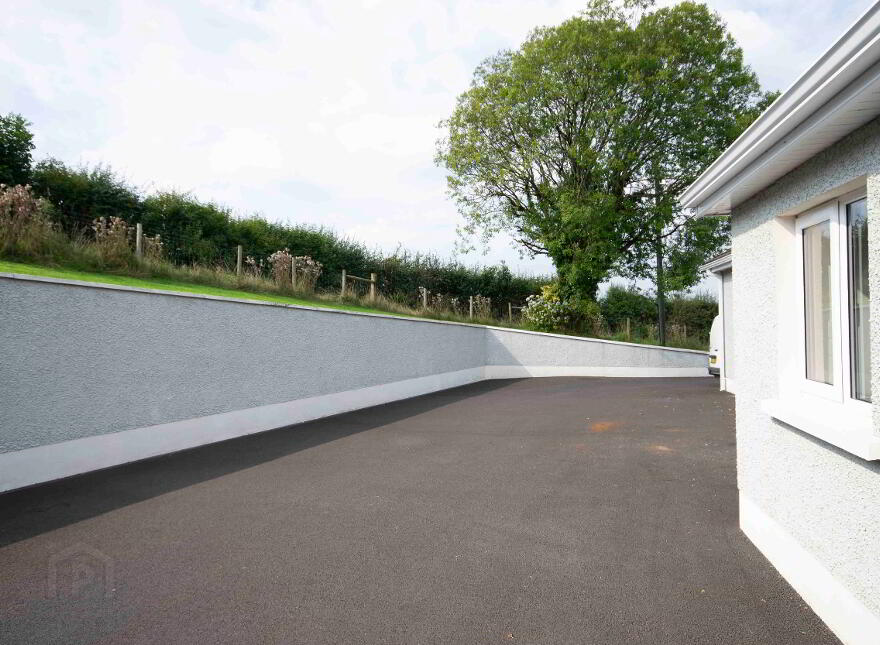 74 Dromore Road, Fintona, BT78 2DW