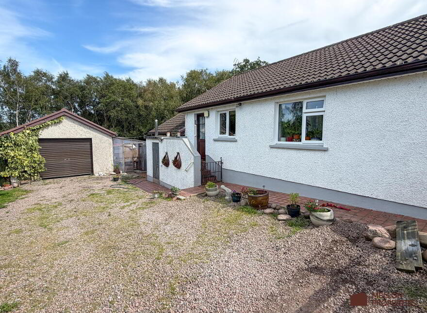 51 Drumeen Road, Sixmilecross, Omagh, BT79 0XG