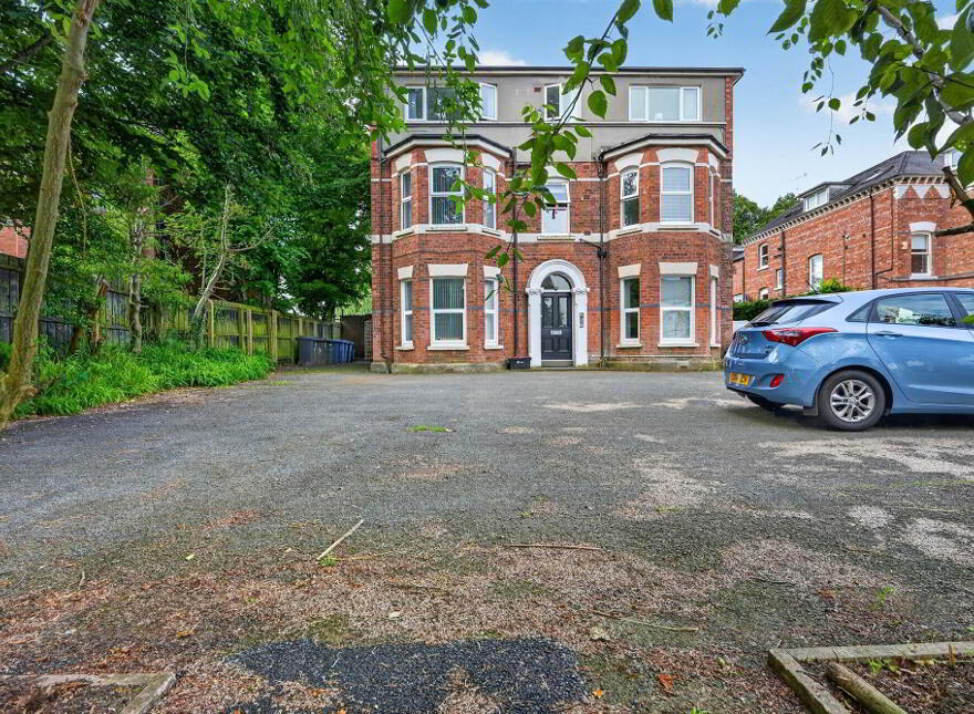 Apt 2, 9 Derryvolgie Avenue, Belfast, BT9 6FL