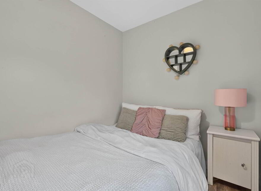 Apt 2, 9 Derryvolgie Avenue, Belfast, BT9 6FL