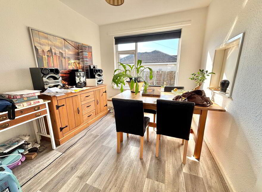 6 York Park, Portstewart, BT55 7BZ