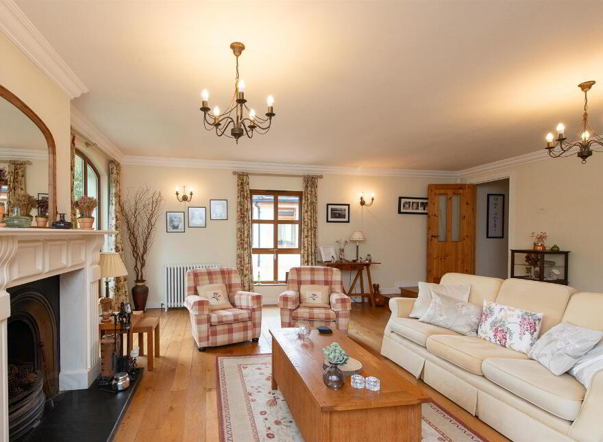 19 Brae Road, Ballynahinch, BT24 8UN