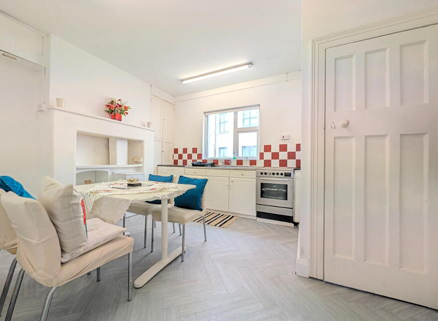 3 Beach Avenue, Newcastle, BT33 0AQ