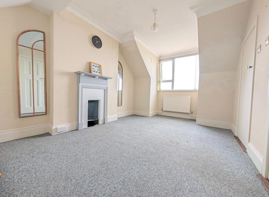 3 Beach Avenue, Newcastle, BT33 0AQ