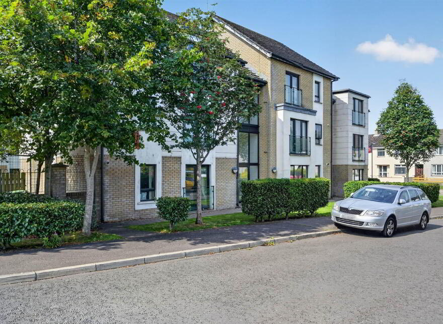 20 Drumadoon Square, Dundonald, Belfast, BT16 2QN