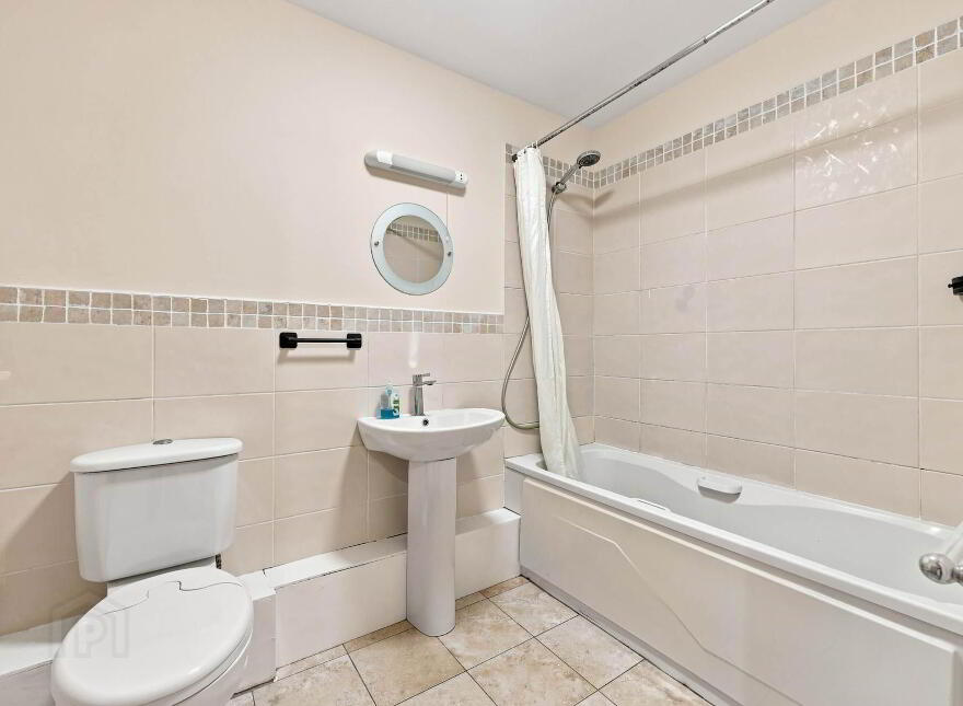 24 Saint Canices Square, Dublin, D11A310