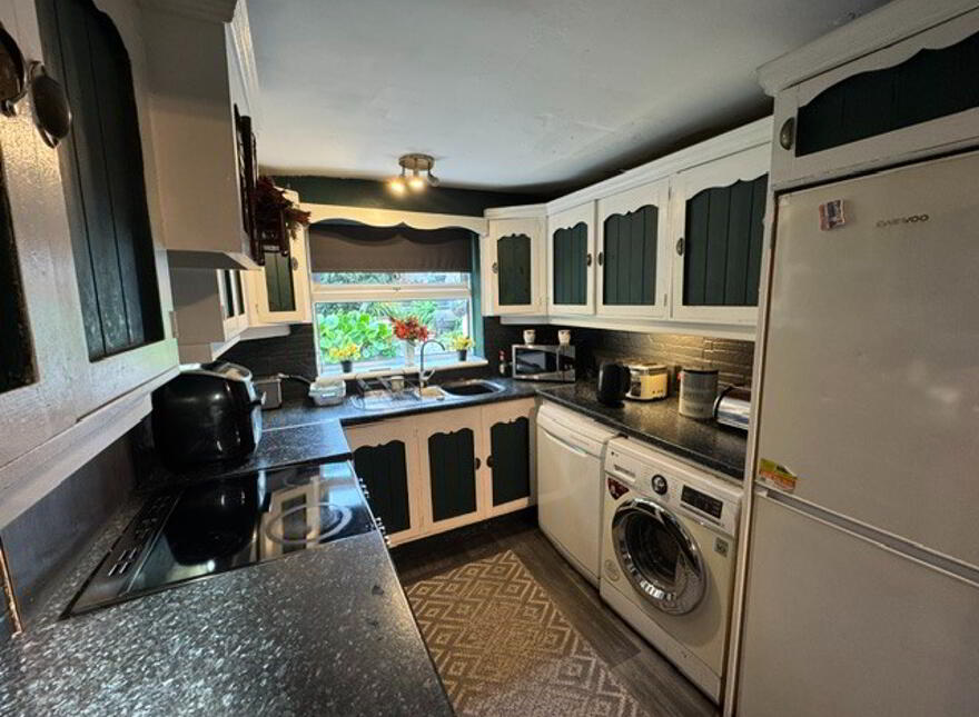 6 Cable Road, Whitehead, BT38 9PX