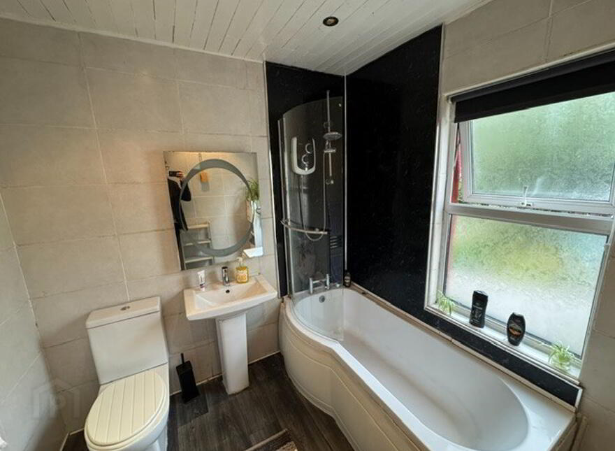 6 Cable Road, Whitehead, BT38 9PX