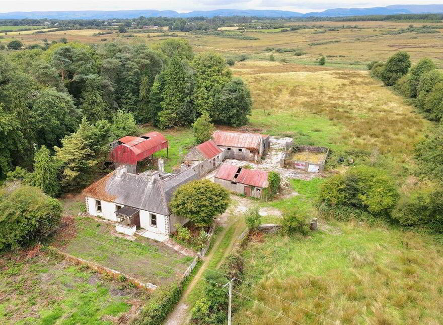 Brackloonagh, Charlestown, F12HX44